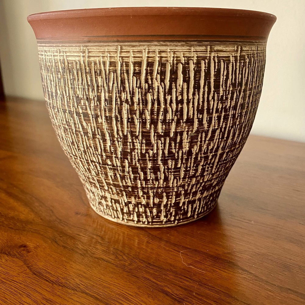 SOLD!! Vintage Mid-Century Modern (MCM) Clay Planter, Stamped